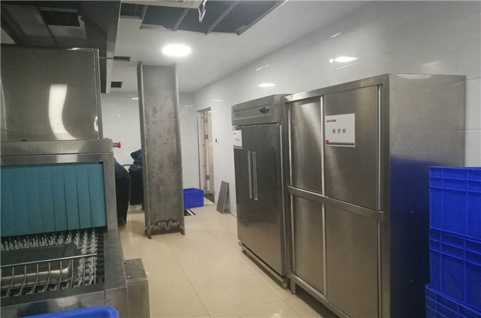 食堂廚房設(shè)備分為哪些區(qū)域呢？